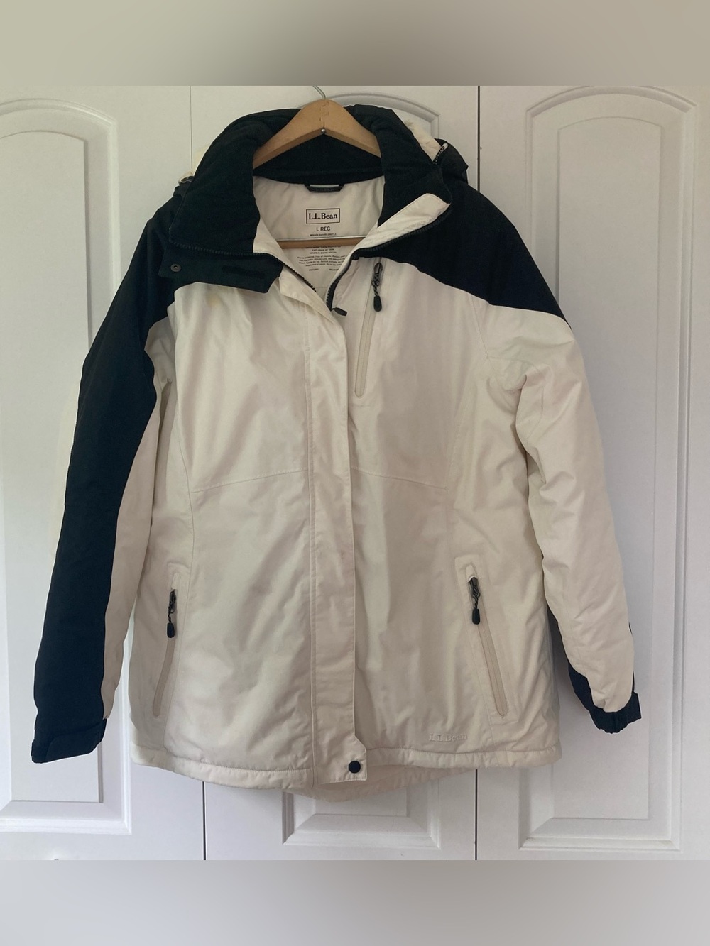 LL Bean Womens Rugged Ridge Ski Parka Jacket Sz Large White & Black
